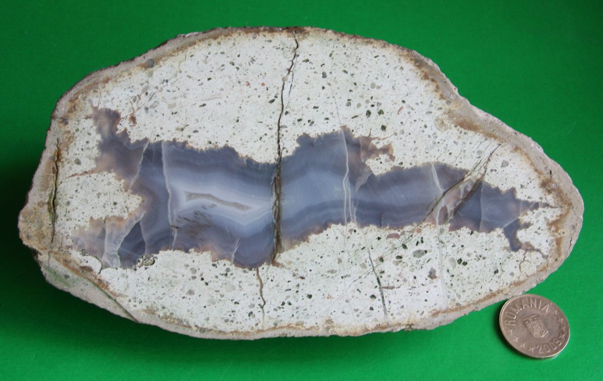 Agat (var. Calcedonie)