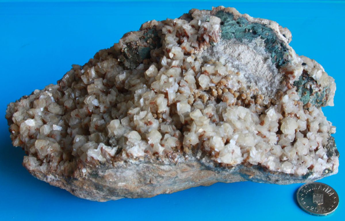 Calcit + Calcopirită