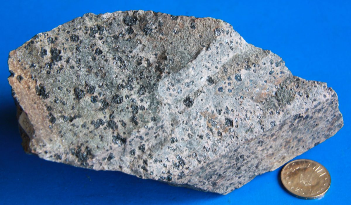 Amfibolit cu magnetit