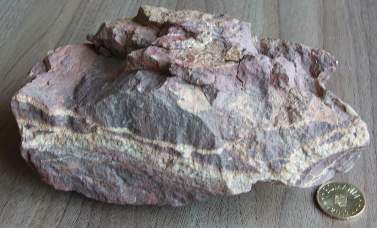 Lepidocrocit (Hidrohematit) + Manganocalcit