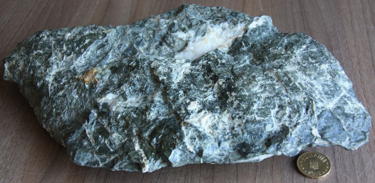 Şist antigoritic cu calcopirită
