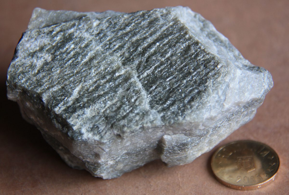 Metatuf riolitic