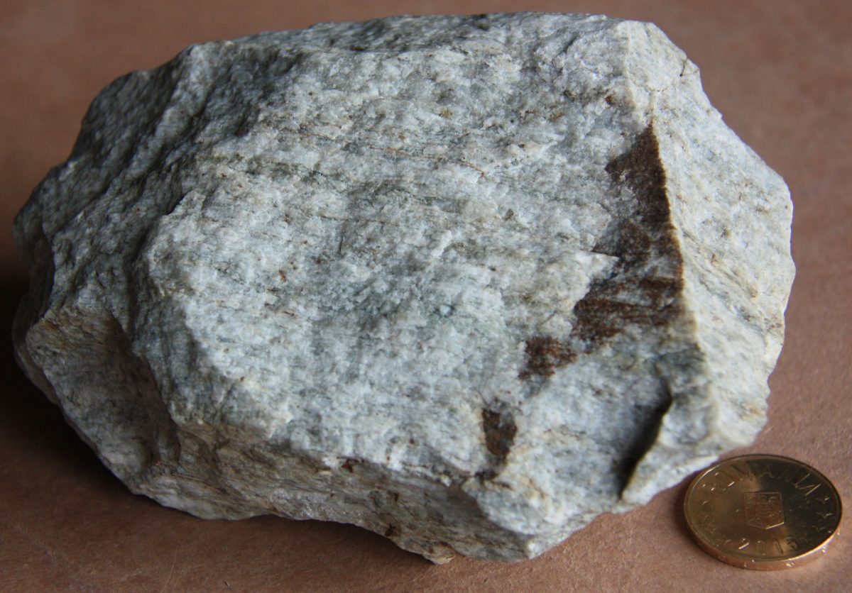 Metatuf riolitic