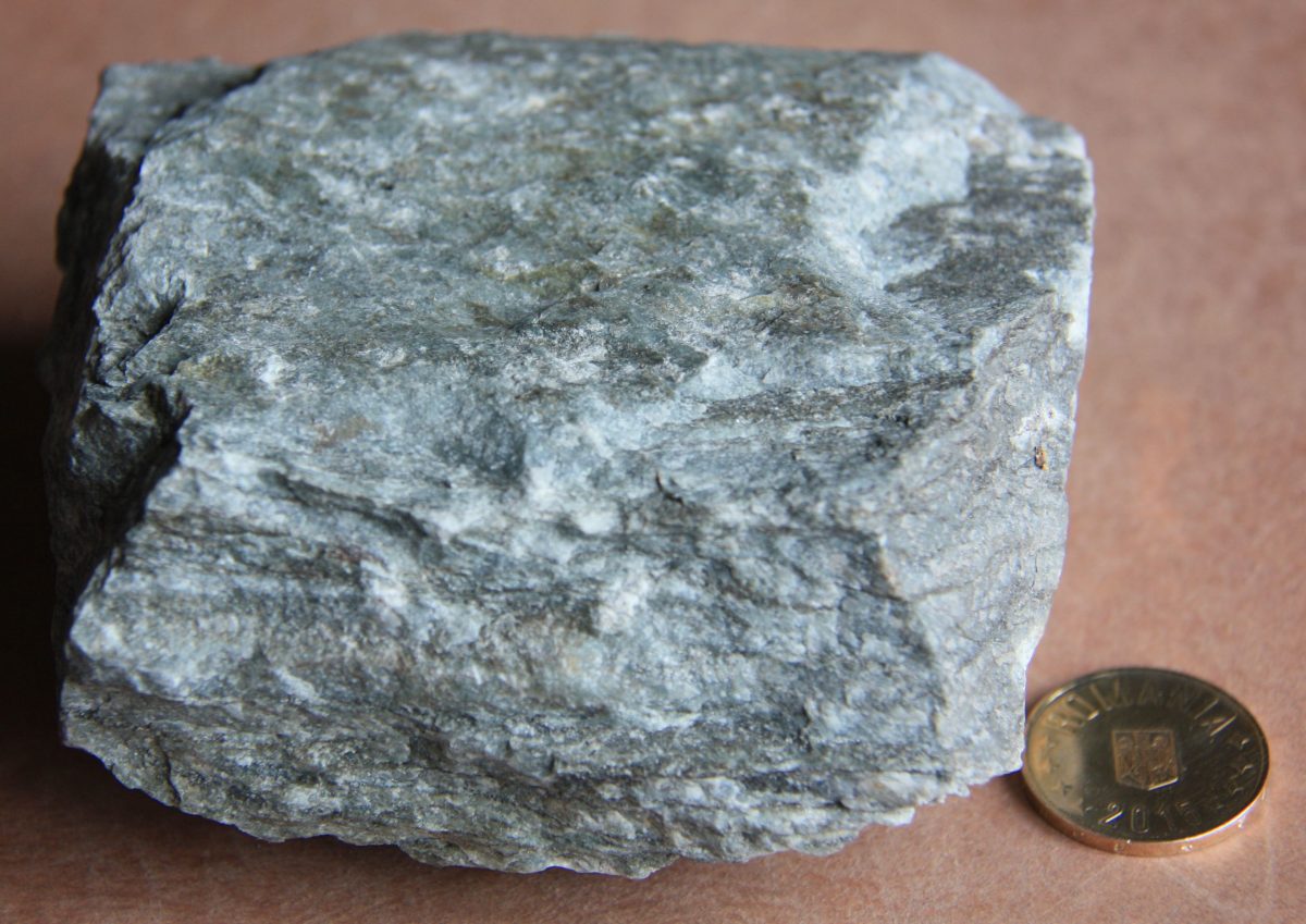 Metatuf riolitic
