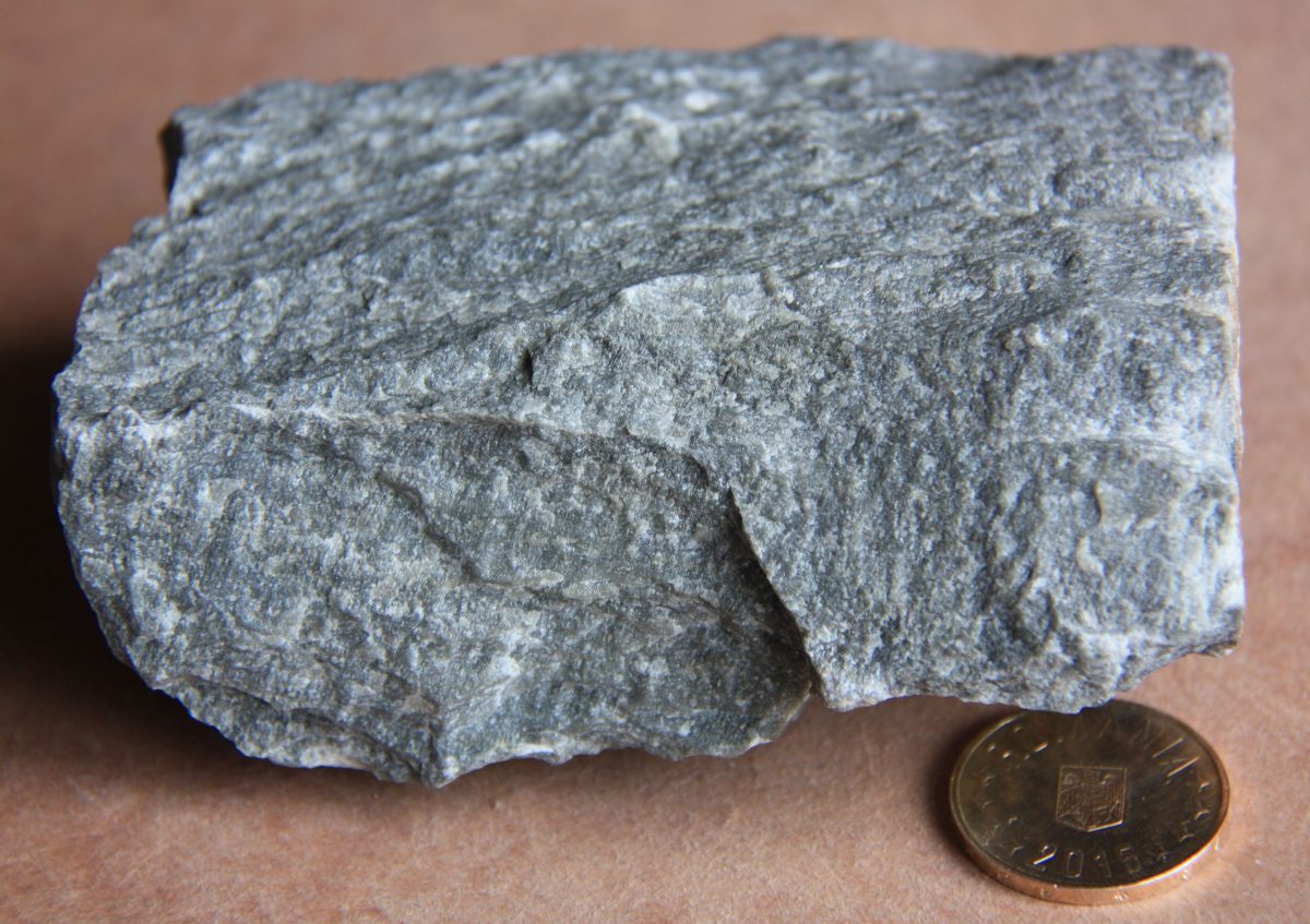 Metatuf riolitic