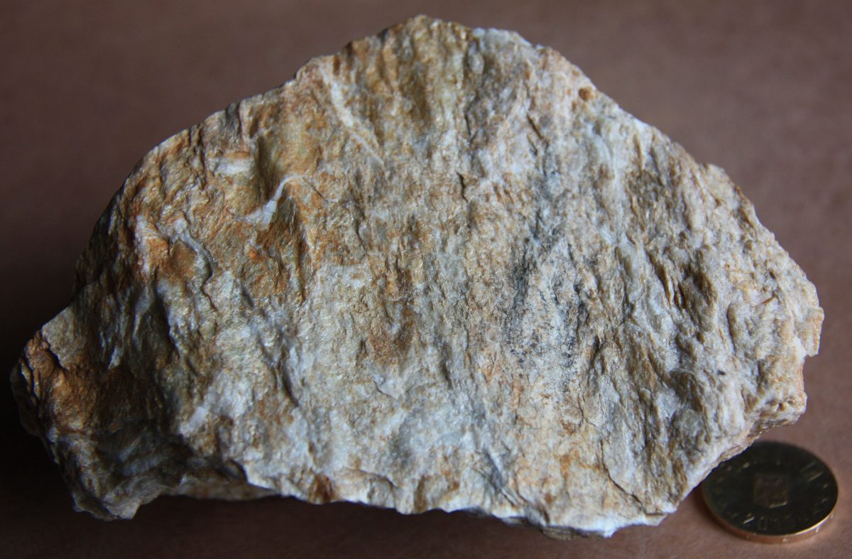 Metatuf riolitic