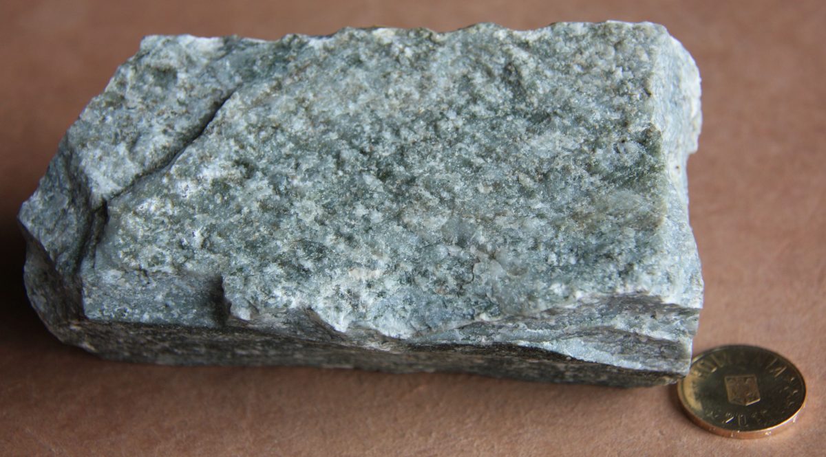 Metatuf riolitic