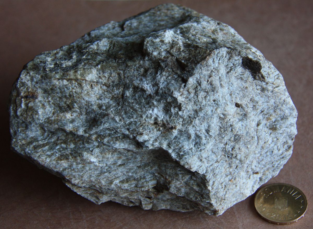 Rocă albă porfirogenă