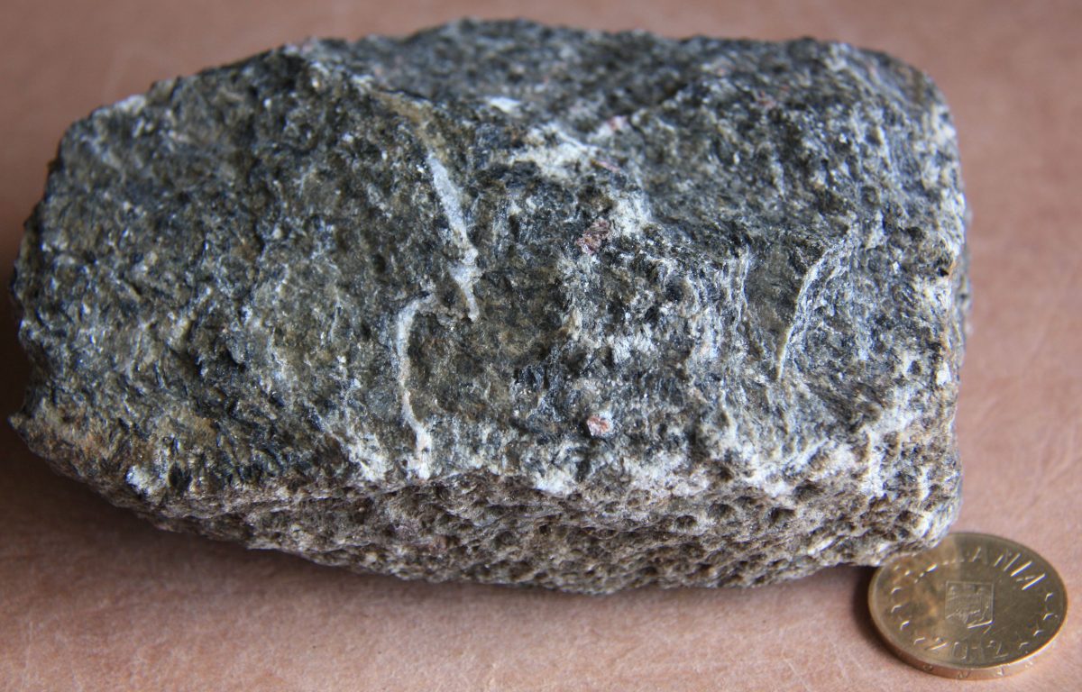 Micaşist cu biotit şi granat