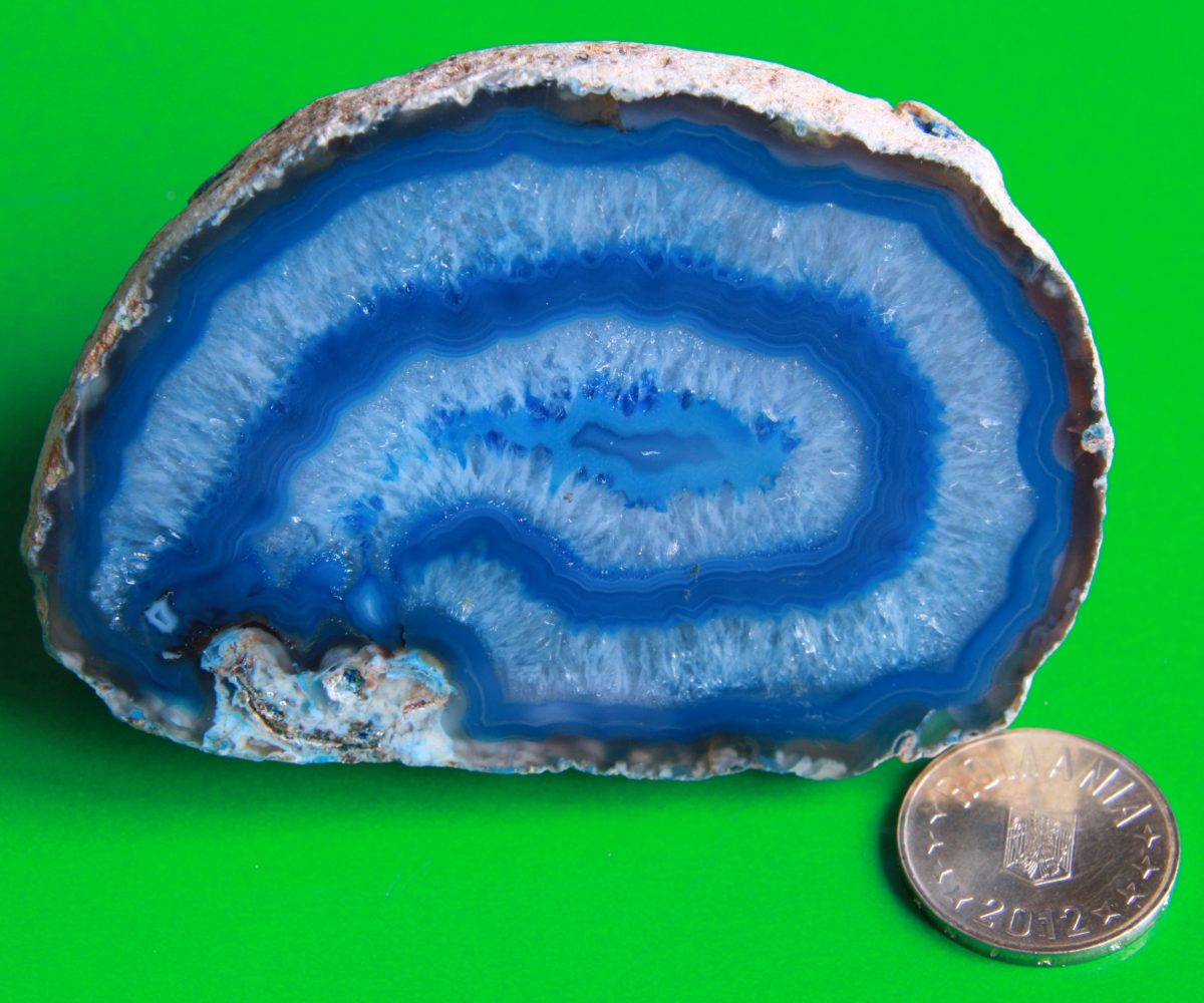 Agat (var. Calcedonie)