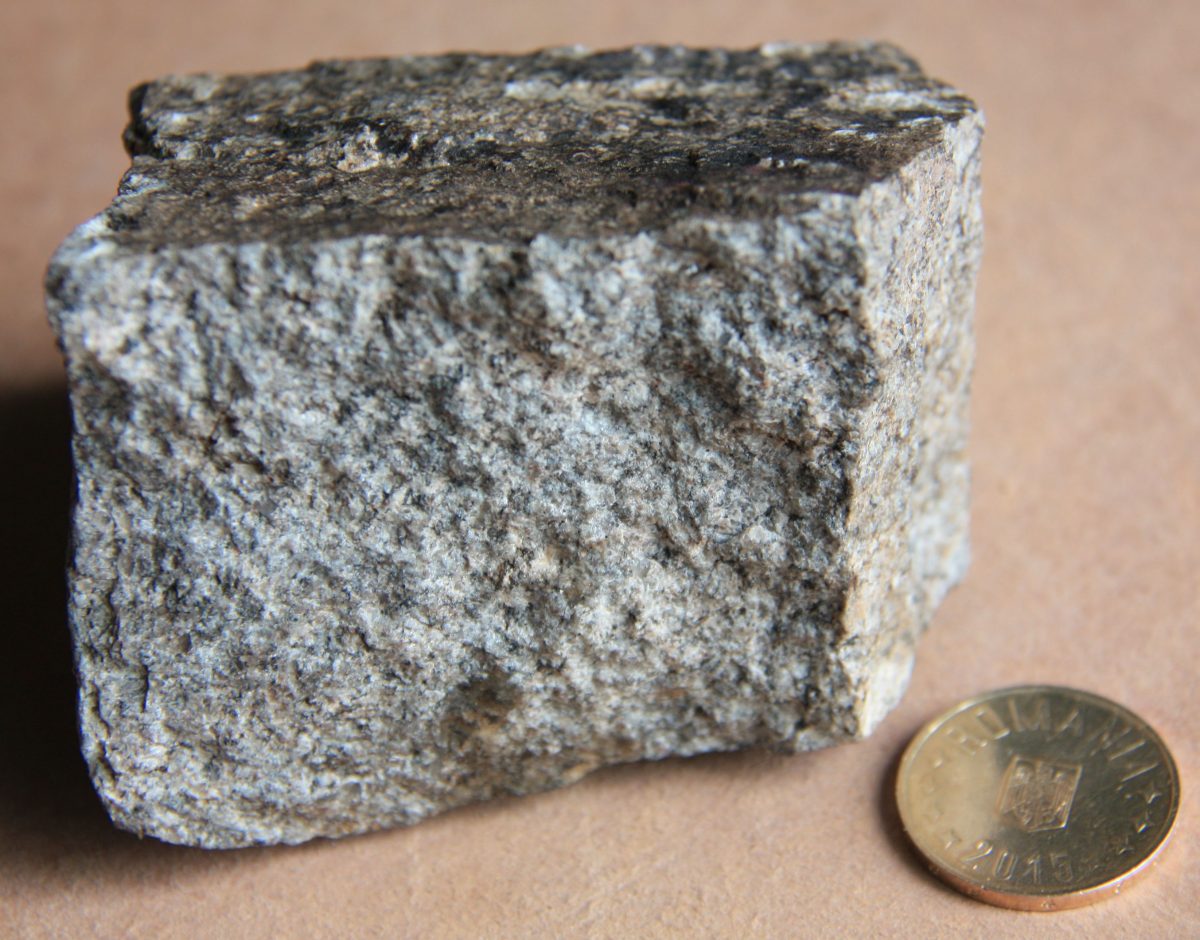 Granit cu egirin