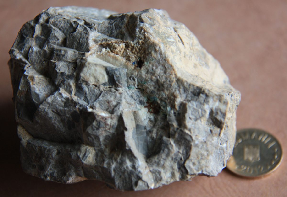 Calcar dolomitic brecios