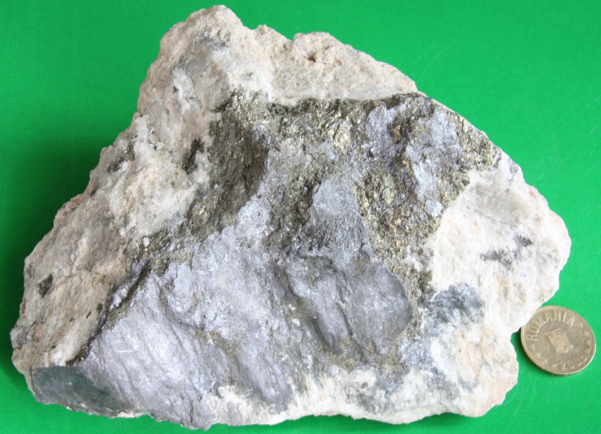 Molibdenit