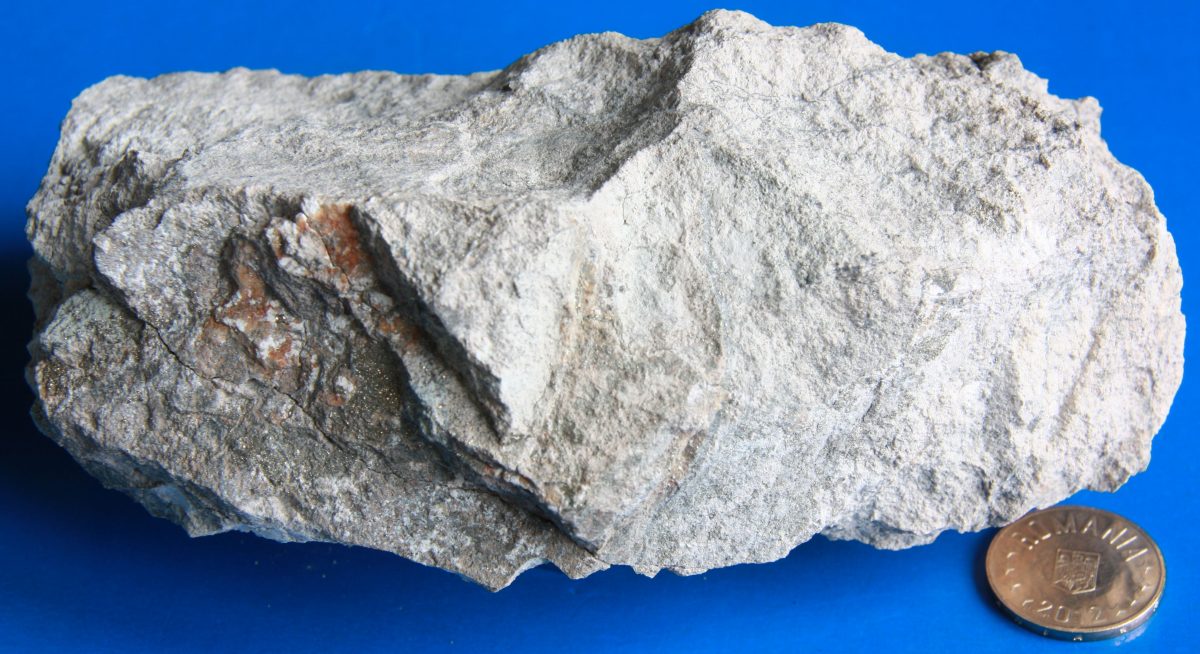 Andezit mineralizat