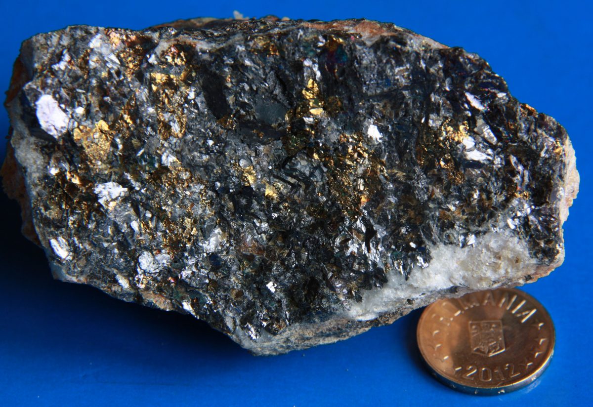 Minereu complex + calcit