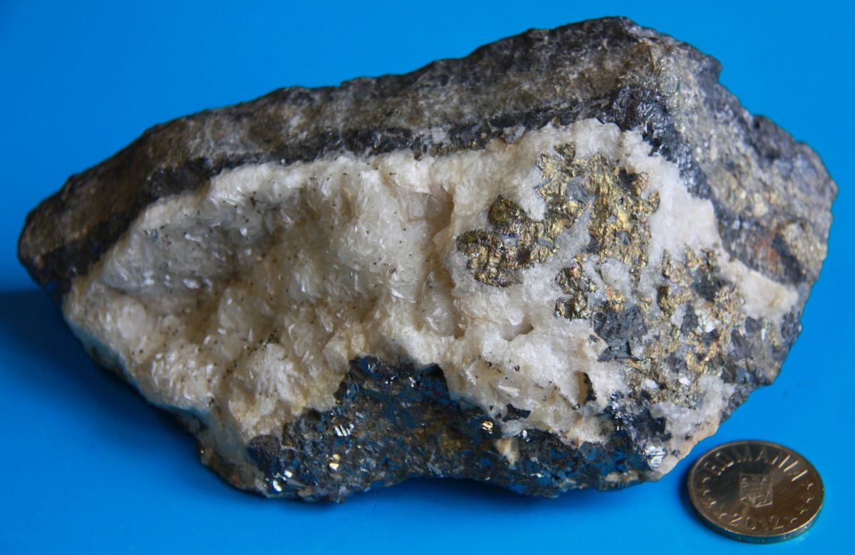 Minereu complex + Calcit