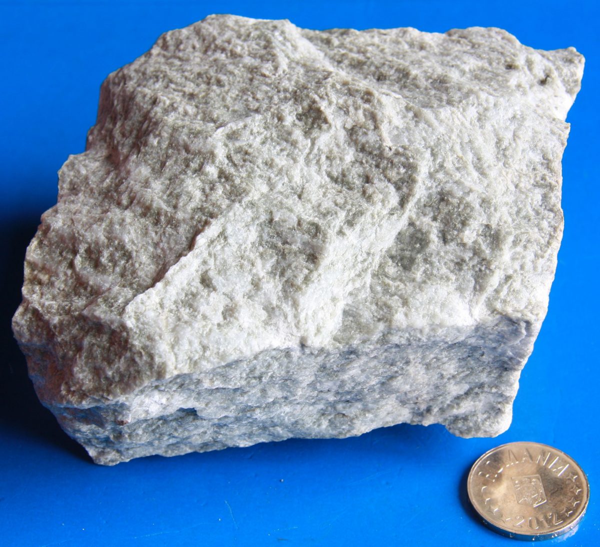 Rocă albă porfirogenă