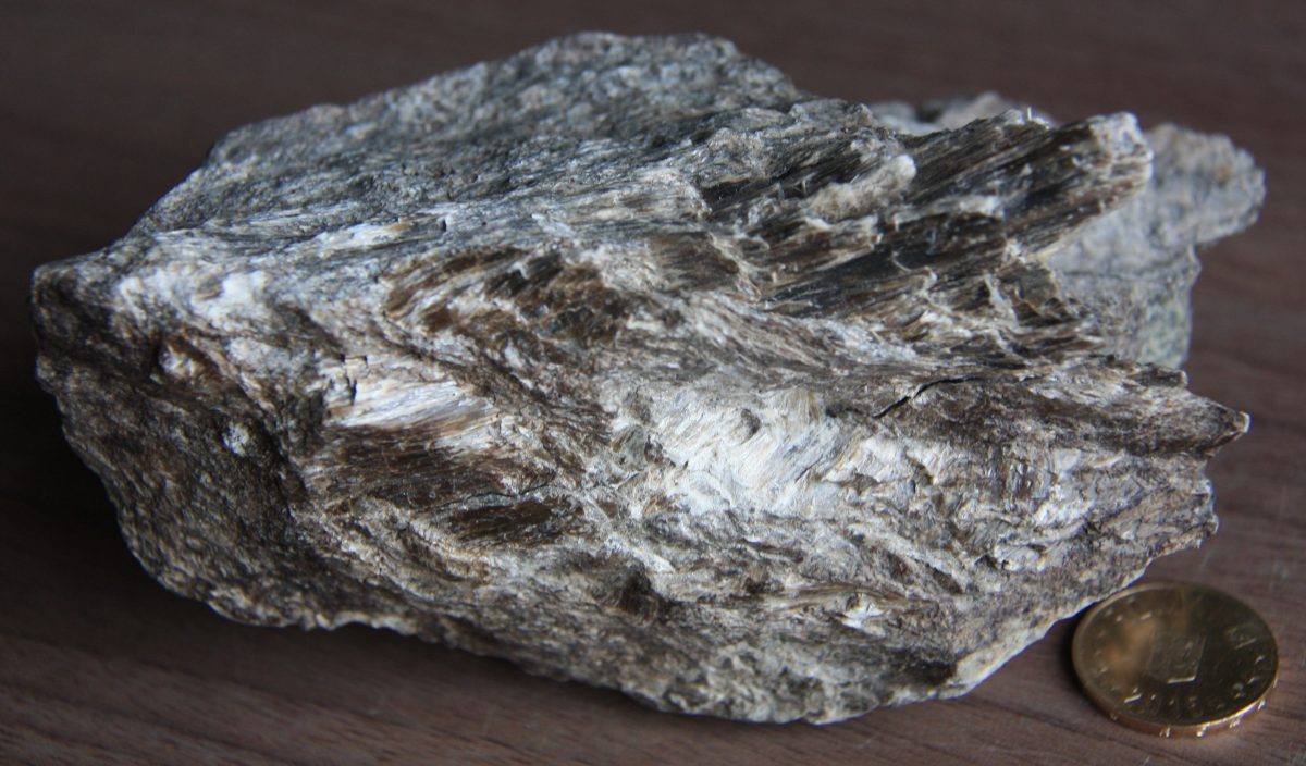 Manganogrunerit (Dannemorit) azbestiform