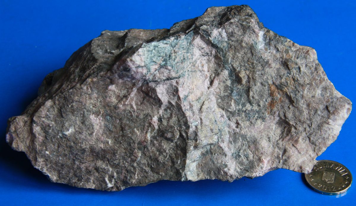 Minereu de mangan (Rodocrozit + Rodonit) + Cuarţ