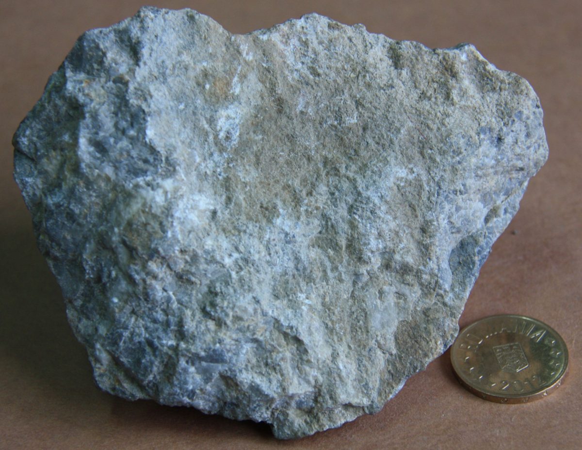 Calcar cenuşiu cuarţos