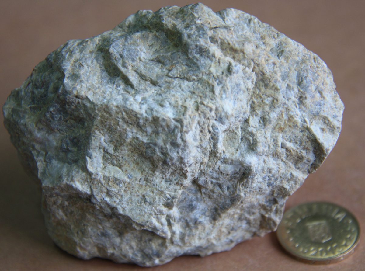 Calcar cenuşiu cuarţos