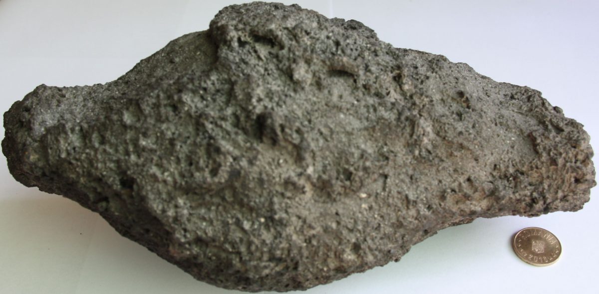 Bombă vulcanică