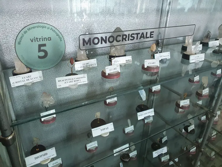 Fotografie din Colecția de Mineralogie și Petrografie, imaginea 5
