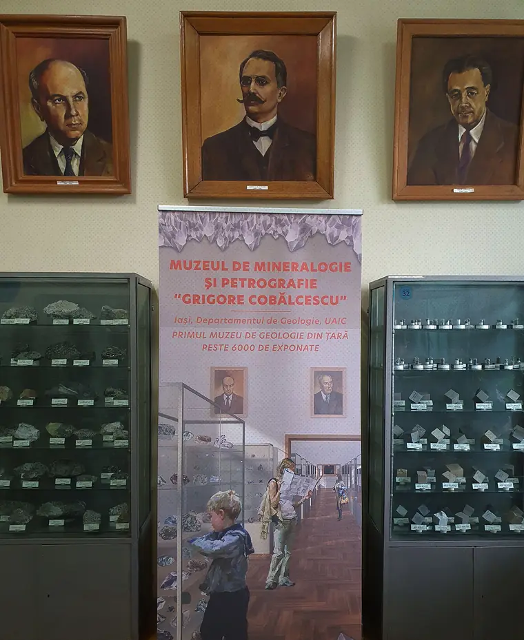 Fotografie din Colecția de Mineralogie și Petrografie, imaginea 7